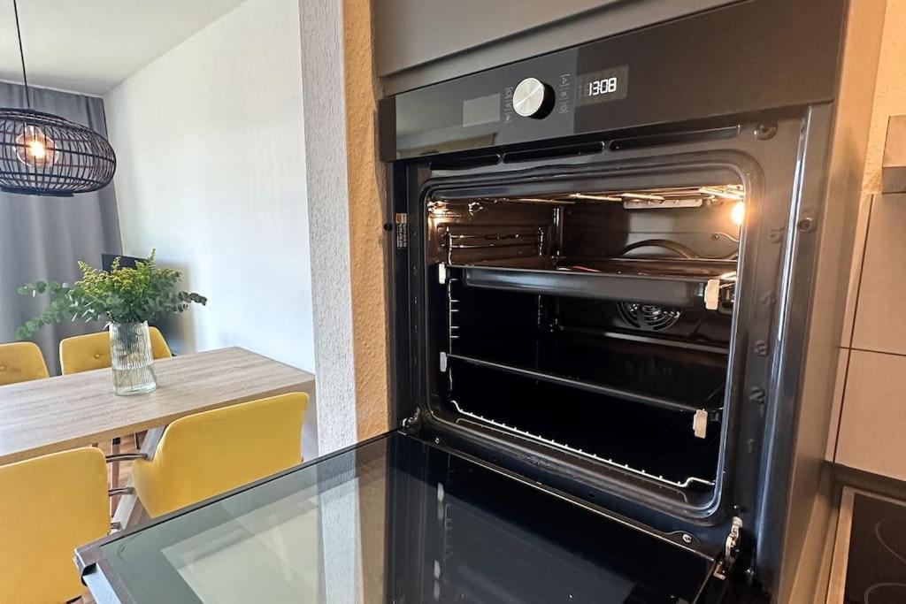 Beautiful 2-Room Apartment With Balkony In Willich Dış mekan fotoğraf